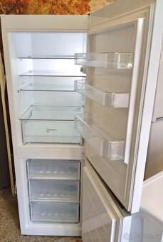 Prodám lednici WHIRLPOOL, dovoz, záruka - 2