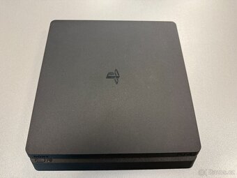 Ps4 Slim 1TB, 2x ovladac, GTA 5 - 2