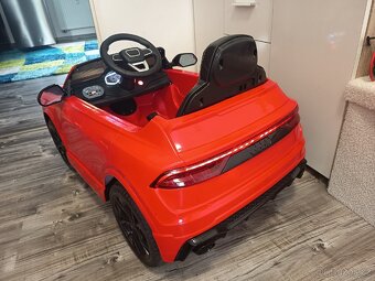 Zánovní autíčko Elektrické syn nevyužije 737105501 - 2