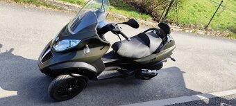Piaggio MP3 400 - 2
