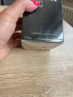 212 Black vip NYC carolina herrera - 2