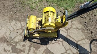 Vibrační deska 200 kg elektrická 4 kW - 2