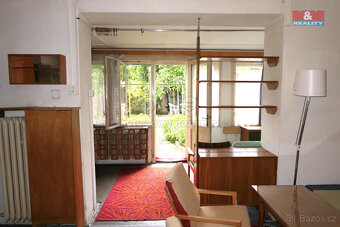 Pronájem rodinného domu, 80 m², Praha, Pod vlastním krovem - 2