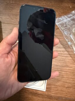 iPhone 14 256 + pouzdra - 2