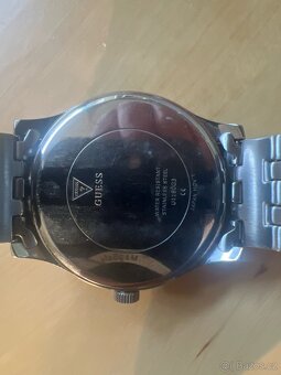 Hodinky guess - 2