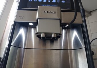 Kávovar Siemens EQ.6 plus S700 Edelstahl TE657503DE - 2