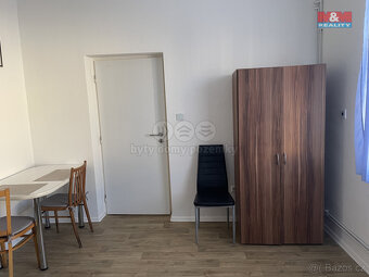 Pronájem bytu 2+1, 30 m², Olomouc, ul. Neředínská - 2