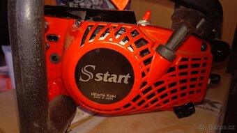 Jednoruční nová japonská motorová pila Hitachi CS 30EG(S) - 2