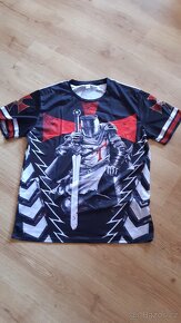 Tričko z potiskem. - 2