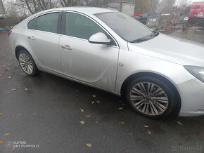 Opel insignia 2.0 A20DTH rok 2012 118 kw - 2