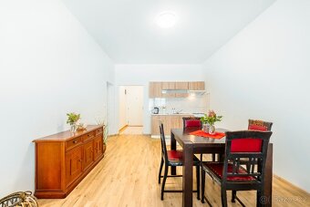 Pronájem bytu 3+kk v klidném prostředí - 2