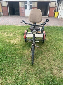 Nákladní šlapací elektrická rikša - 2