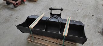 Hydraulická svahovka 1500mm, uchycení CASE - 2