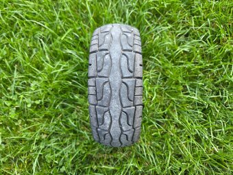 Plná pneumatika Vsett 8,5 x 2,6 - 2