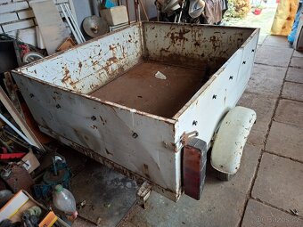 Vozík za osobní auto - 2