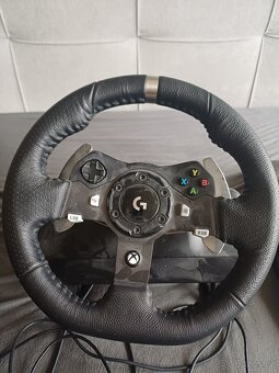 Herní volant Logitech G920 + pedály + řadicí páka - 2