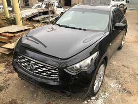 Infinity FX50 AWD 287kW - Náhradní díly - 2