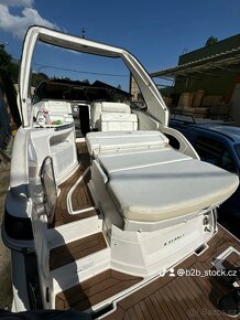 Yachta kajutova Regal 28 Express. 2012 rok. - 2