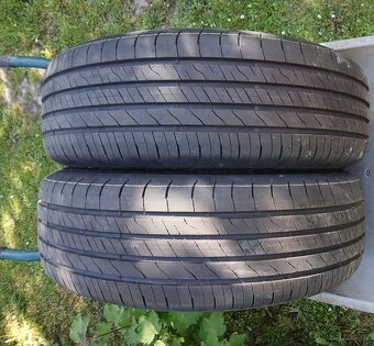 Nové pneumatiky SUV Goodyear 215/60 R17 - 2