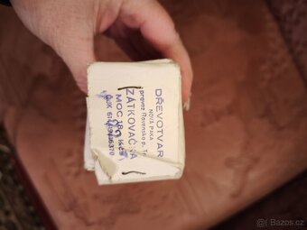 Zátkovačka korkových špuntů - 2
