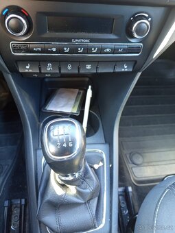 Prodám Škodu Rapid 1.2TSI 77kw ,140tis km - 2