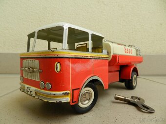 ŠKODA 706RT - CISTERNA ESSO r. 1965 - ITES - ČSSR - 2