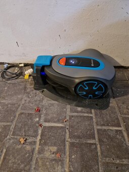 Roboticka sekačka GARDENA Silencio 250 - 2