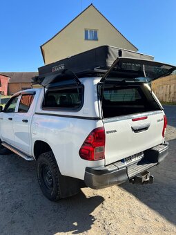 Prodám Toyota Hilux 2,4D, r.v. 2016 - 2