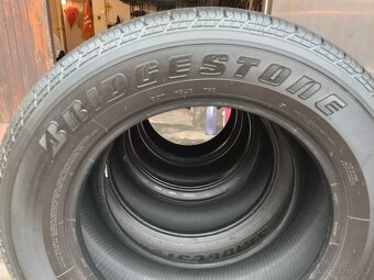 Pneu Bridgestone 255/60 r18 - 2