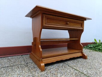 Rustikální stolek, komoda, nábytek z masívu - 2