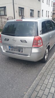 Opel Zafira B 1.7 diesel rok 2011 7místni - 2