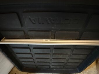 Plastová vana do kufru Octavia IV kombi vč. hliníkové lišty - 2