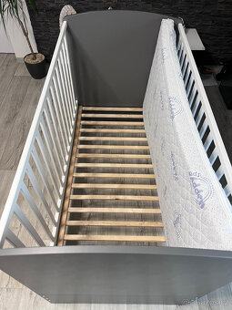 Dětská postýlka - 2