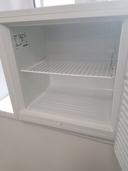 VELKÝ VNITŘEK 50 litrů mrazák nástavba ELECTROLUX - 2