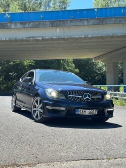 Mercedes w204 C220 CDI 2011 C63 AMG Paket - 2