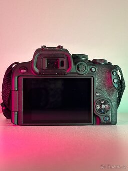 Canon EOS R10 – 2 objektivy, adaptér, brašna - 2