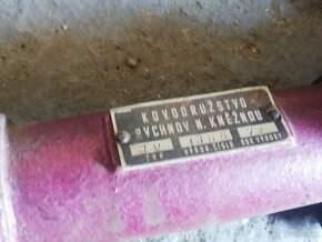 Hřídel, řemenice. - 2