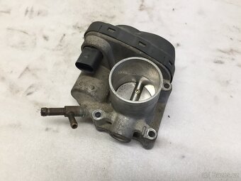 ŠKODA FABIA 1 1.4MPI 44KW, 50KW - ŠKRTÍCÍ KLAPKA 047 133 062 - 2