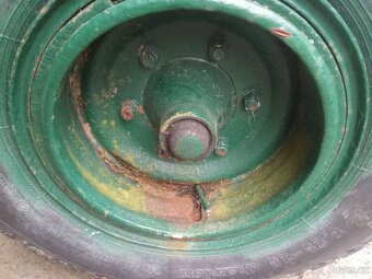 Brzděná náprava - 2