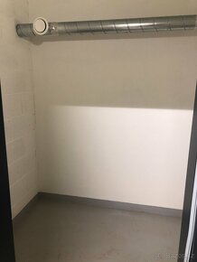 Flexibilní pronájem skladu/Storage rental Praha 7 Holešovice - 2