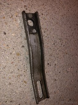 ČZ 125 175 250 476 477 471 záchyt reakce brzdy - 2