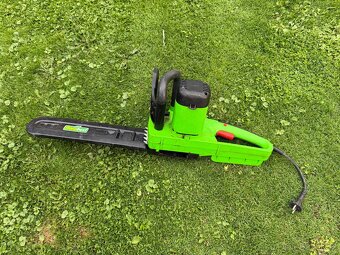 Řetězová elektrická pila - 2