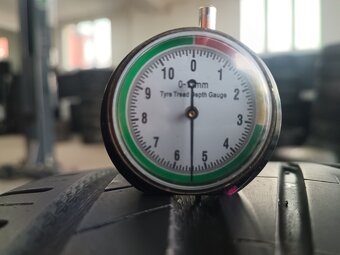 215/40 R17 UNIROYAL (4321) - 2