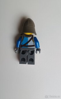 Castle figurka NEPRAVÉ LEGO - 2