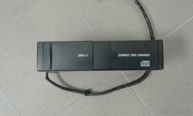 CD měnič Ford - 2