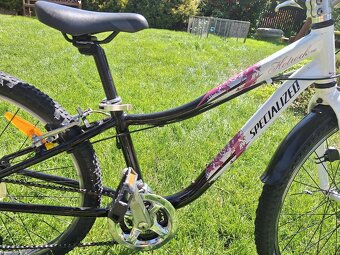 Specialized dívčí kolo Hotrock 24 - 2