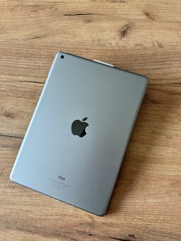 iPad 6. Generace WiFi - 32GB - 2