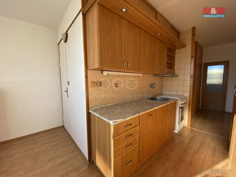 Pronájem bytu 2+1, 67 m², Louny, ul. Čs. armády - 2
