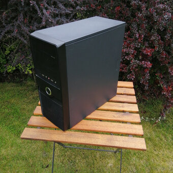 ATX počítačová skříň, PC case - 2
