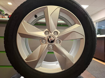 Nový orig. letní set Škoda Fabia IV 195/55 R16 Barum 4ks - 2